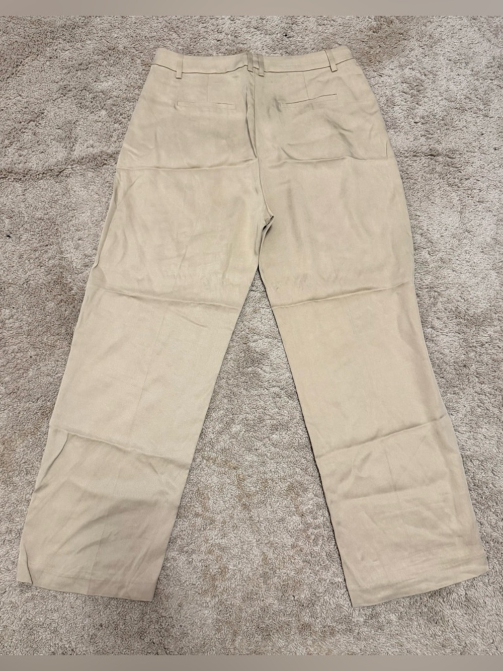 J.Crew cream trousers size 8
Excellent use - Picture 4 of 6